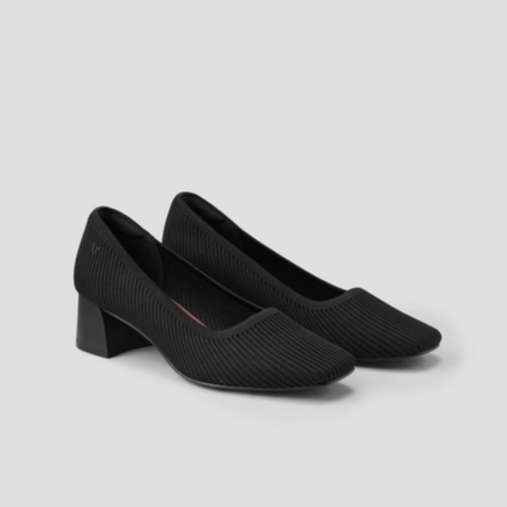 *NIB* VIVAIA Melody 2.0 Square-Toe Chunky Heels Black Size 38.5 (US 8)